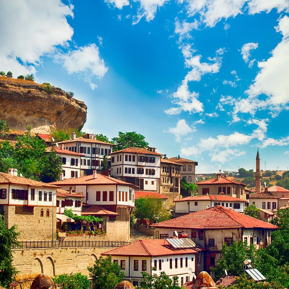 Türk Osmanlı Mimarisinin En Korunmuş Kenti Safranbolu Türk Osmanlı Mimarisinin En Korunmuş Kenti Safranbolu